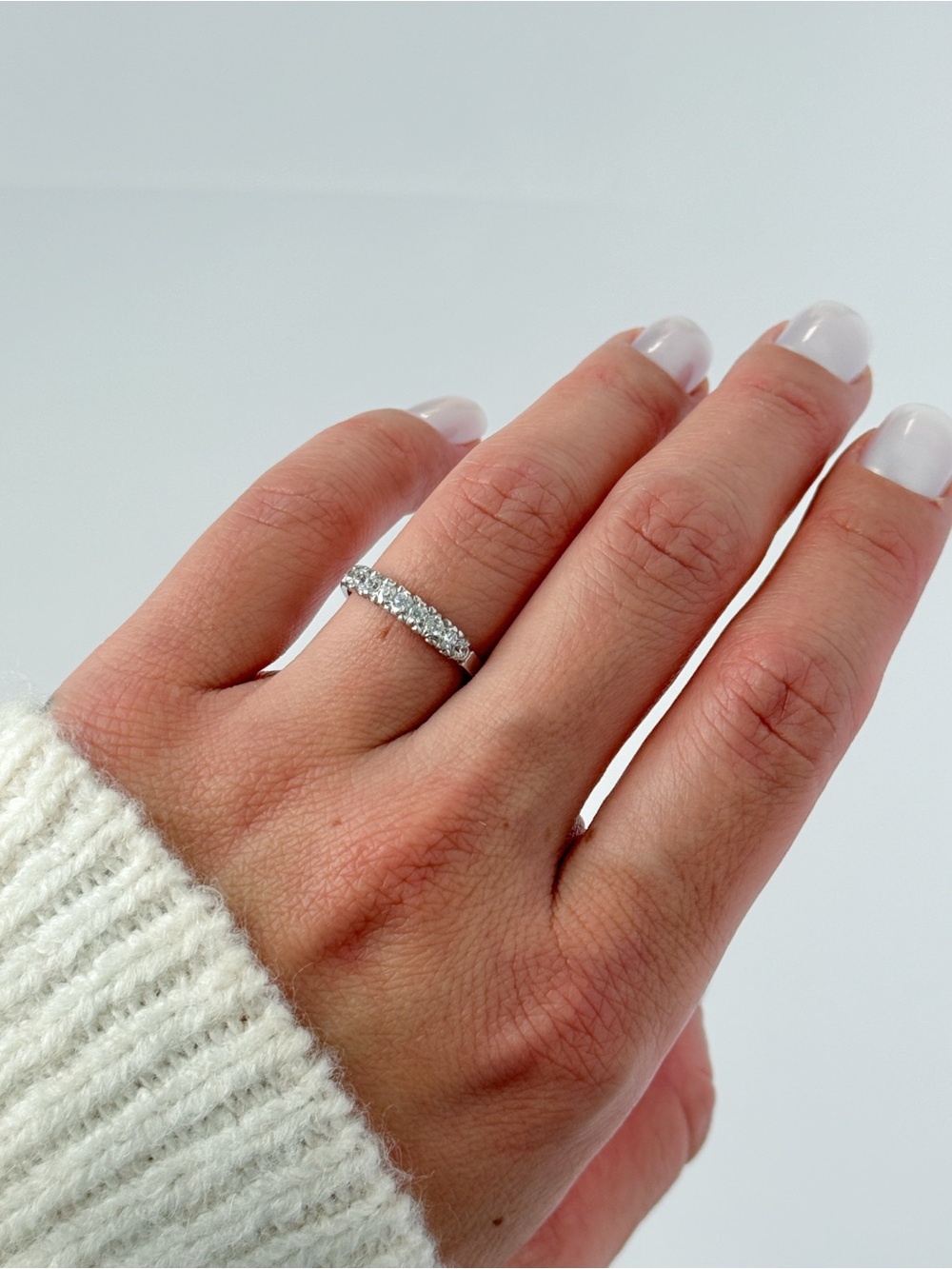 Classic 925 Sterling Silver Crystal Band Ring - Sparkling White Stone - Size 6.5